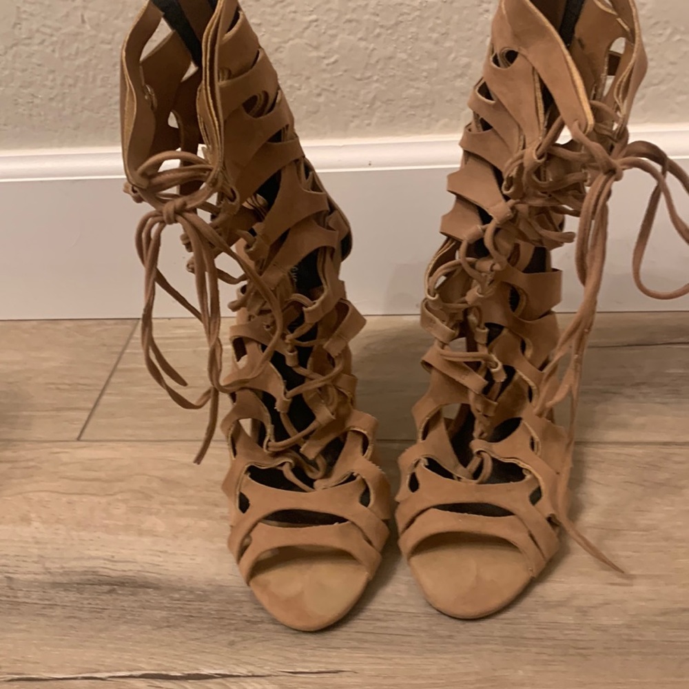 Lace up beige velvety Jeffrey cambell heels